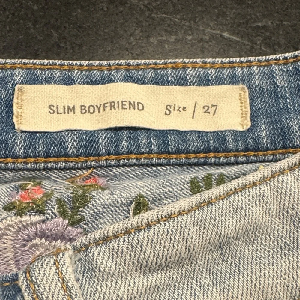 Pilcro and the Letterpress Light Blue Embroidered Mid Rise Jean Shorts - Picture 6 of 8